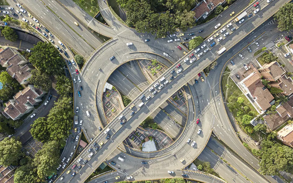 Sargasan to GIFT City: A Commute Guide for Buyers